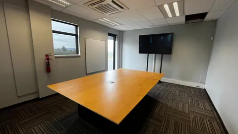 Cedar View Office Park Cnr Cedar Road and Runnymead Road First Floor - 1588m² - Officce (3)